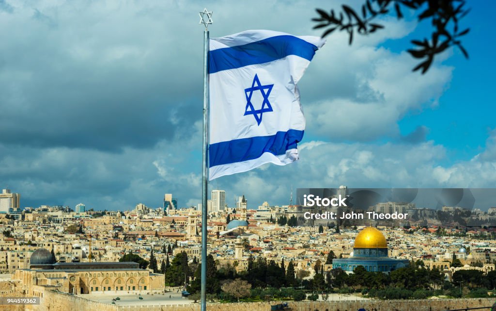 istockphoto 944519362 1024x1024 1