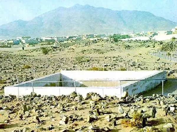 Ancient Well of Badr, a historic site from the Battle of Badr in 624 CE, located in present-day Saudi Arabia.